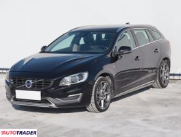 Volvo V60 2015 2.0 147 KM