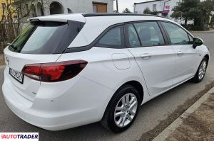 Opel Astra 2016 1.6 95 KM