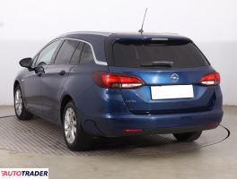 Opel Astra 2019 1.2 128 KM
