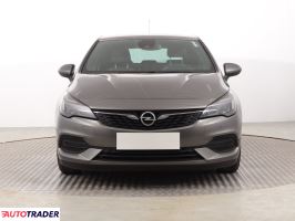 Opel Astra 2019 1.2 143 KM