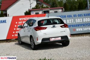Toyota Auris 2013 1.8 136 KM Toyota Auris 2013 1.8 136 KM