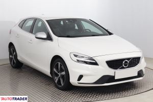 Volvo V40 2018 1.5 150 KM