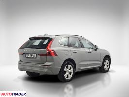 Volvo XC60 2024 2.0 197 KM