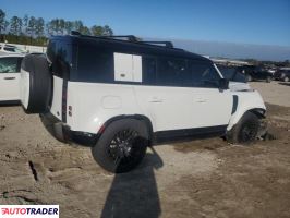 Land Rover Defender 2022 3