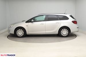 Opel Astra 2012 1.4 138 KM