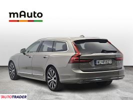 Volvo V90 2022 2.0 235 KM Volvo V90 2022 2.0 235 KM