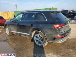 Audi Q7 2021 3