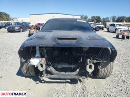 Dodge Challenger 2019 6