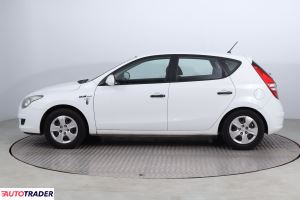 Hyundai i30 2010 1.4 107 KM