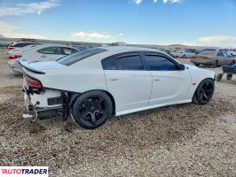 Dodge Charger 2020 6