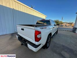 Toyota Tundra 2021 5