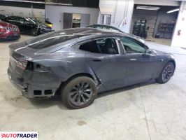 Tesla Model S 2020 Tesla Model S 2020