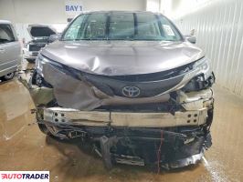 Toyota Sienna 2022 2