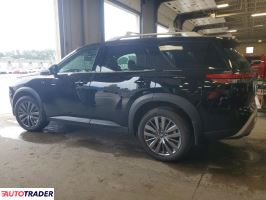 Nissan Pathfinder 2022 3