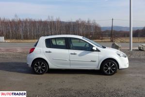 Renault Clio 2009 1.1 75 KM