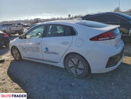 Hyundai IONIQ Hybrid 2022 1