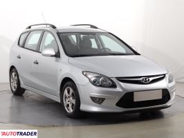 Hyundai i30 2010 1.6 88 KM