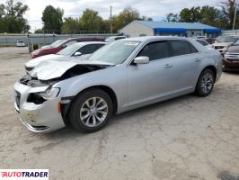 Chrysler 300C 2021 3