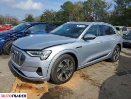 Audi E-tron - zobacz ofertę