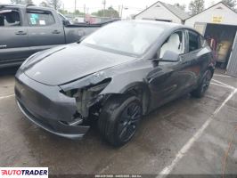 Tesla Model Y 2025 Tesla Model Y 2025