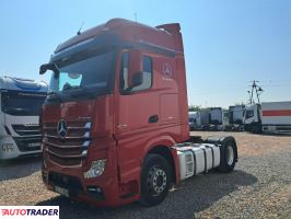 Mercedes Actros