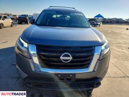 Nissan Pathfinder 2023 3