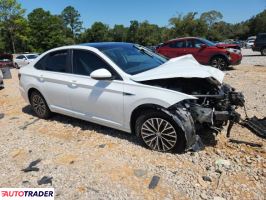 Volkswagen Jetta 2019 1