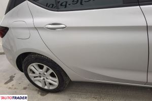 Opel Astra 2018 1.6 110 KM