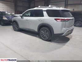 Nissan Pathfinder 2023 3