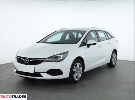 Opel Astra 2020 1.2 143 KM