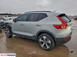 Volvo XC40 2026 2