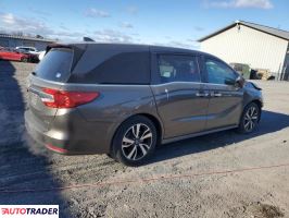 Honda Odyssey 2019 3