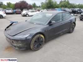 Tesla Model 3 2024