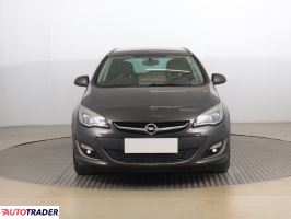 Opel Astra 2015 1.6 134 KM