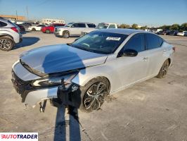 Nissan Altima - zobacz ofertę