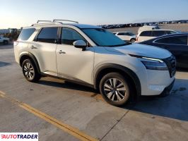 Nissan Pathfinder 2023 3