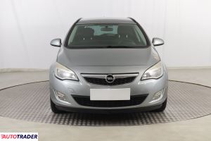 Opel Astra 2011 1.7 108 KM Opel Astra 2011 1.7 108 KM