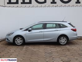 Opel Astra 2016 1.4 123 KM