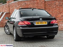 BMW 740 2005 4 306 KM