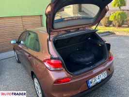 Hyundai i30 2017 1.4 100 KM