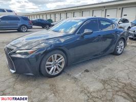 Lexus IS 2021 3