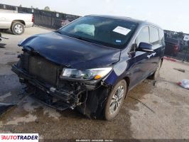 Kia Sedona 2021 3