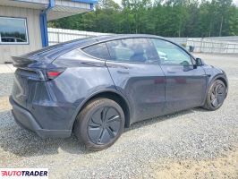 Tesla Model Y 2026