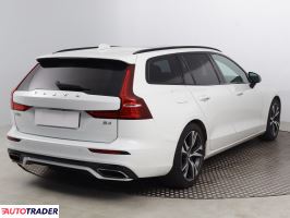 Volvo V60 2020 2.0 194 KM