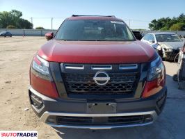 Nissan Pathfinder 2024 3