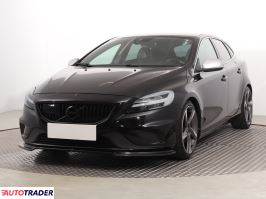 Volvo V40 2018 2.0 147 KM