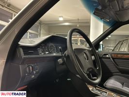 Mercedes W-124 1991 3.0 180 KM