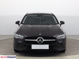 Mercedes Pozostałe 2021 2.0 147 KM