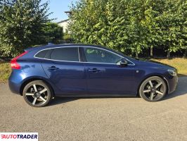 Volvo V40 2015 2.0 120 KM