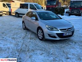 Opel Astra 2013 1.4 140 KM